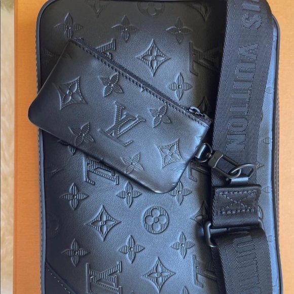 Used a bit but still really healthy, just need some money for college - Picture 2 of 9